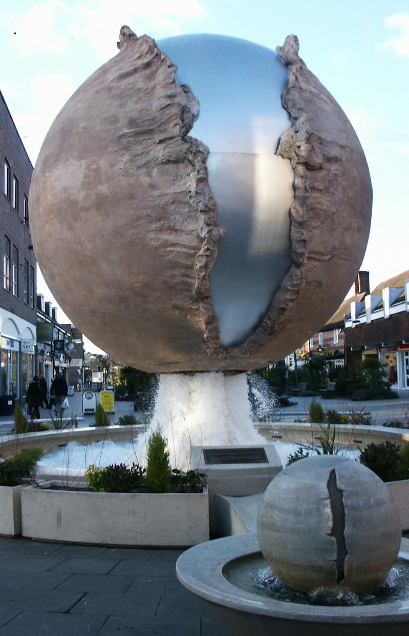 Shelley fountain in Horsham