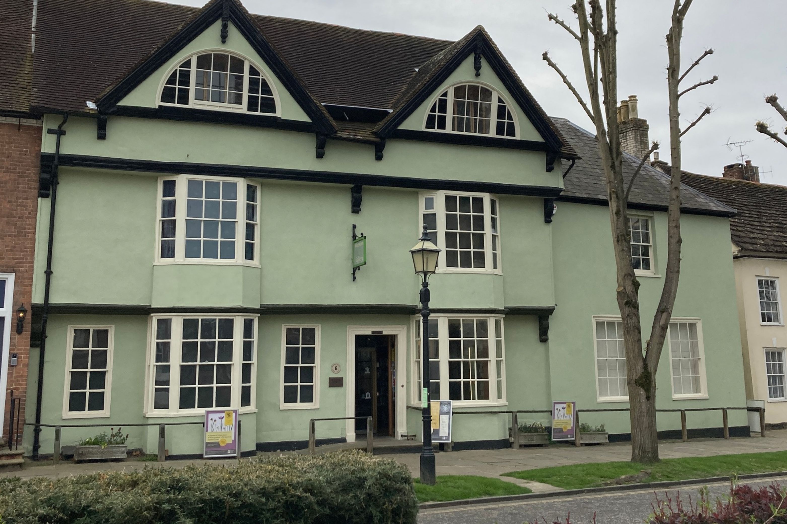 Entrance to Horsham Museum